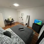 Flexstay 8